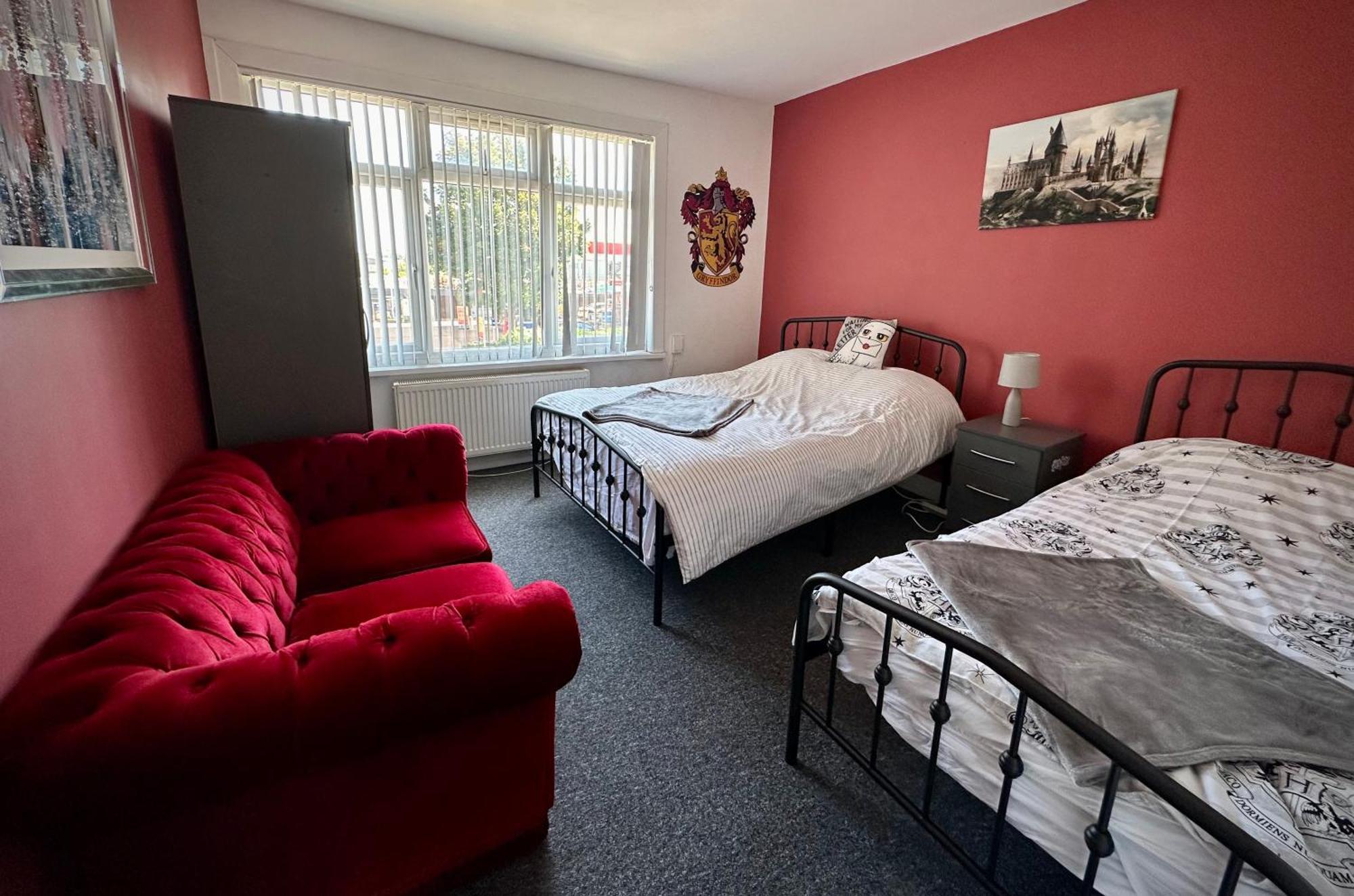 Wizards Corner Spacious 3 Bed Near Watford Junction Екстериор снимка